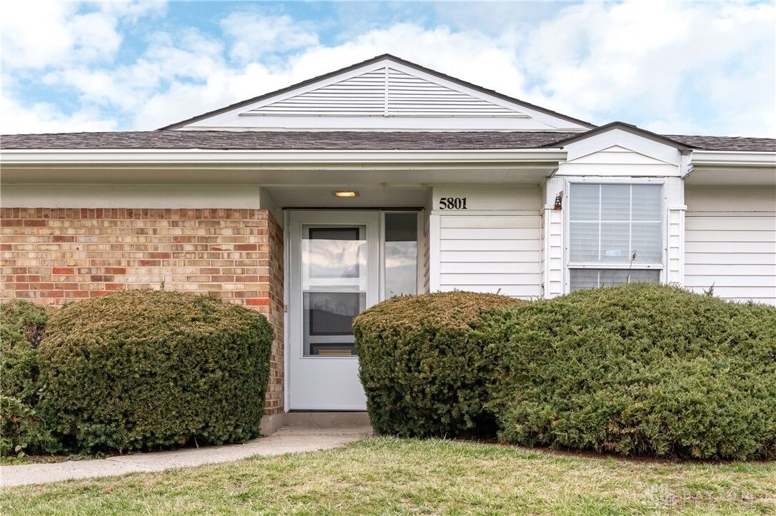 Property Photo:  5801 Troy Villa Boulevard  OH 45424 