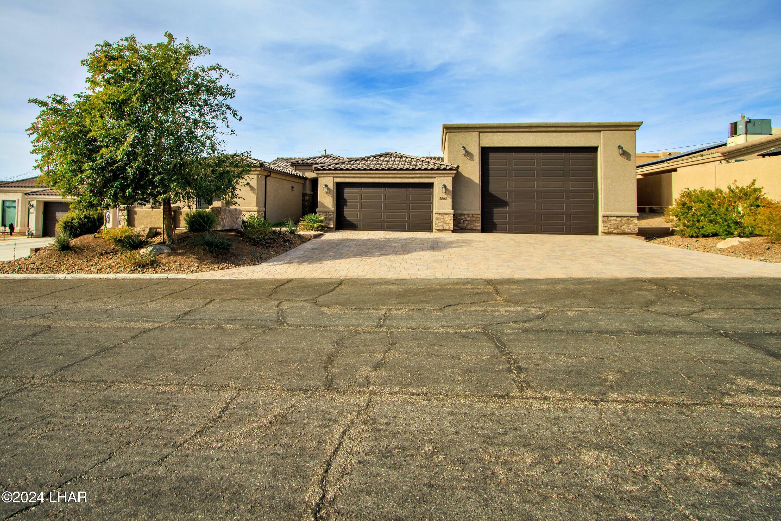 Property Photo:  3347 Newport Dr  AZ 86406 