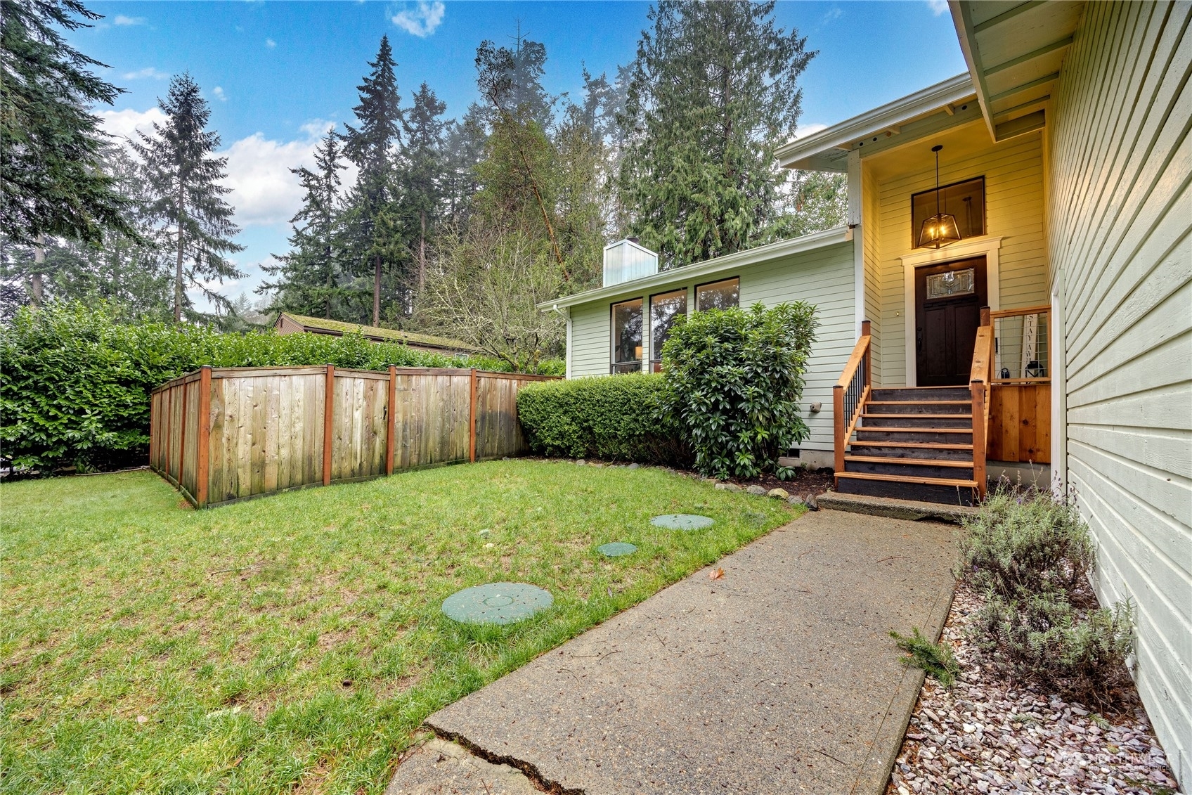 Property Photo:  5803  School Street NE  WA 98311 