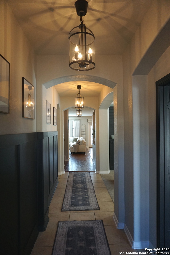 Property Photo: 23510 Woodlawn Ridge TX 78259