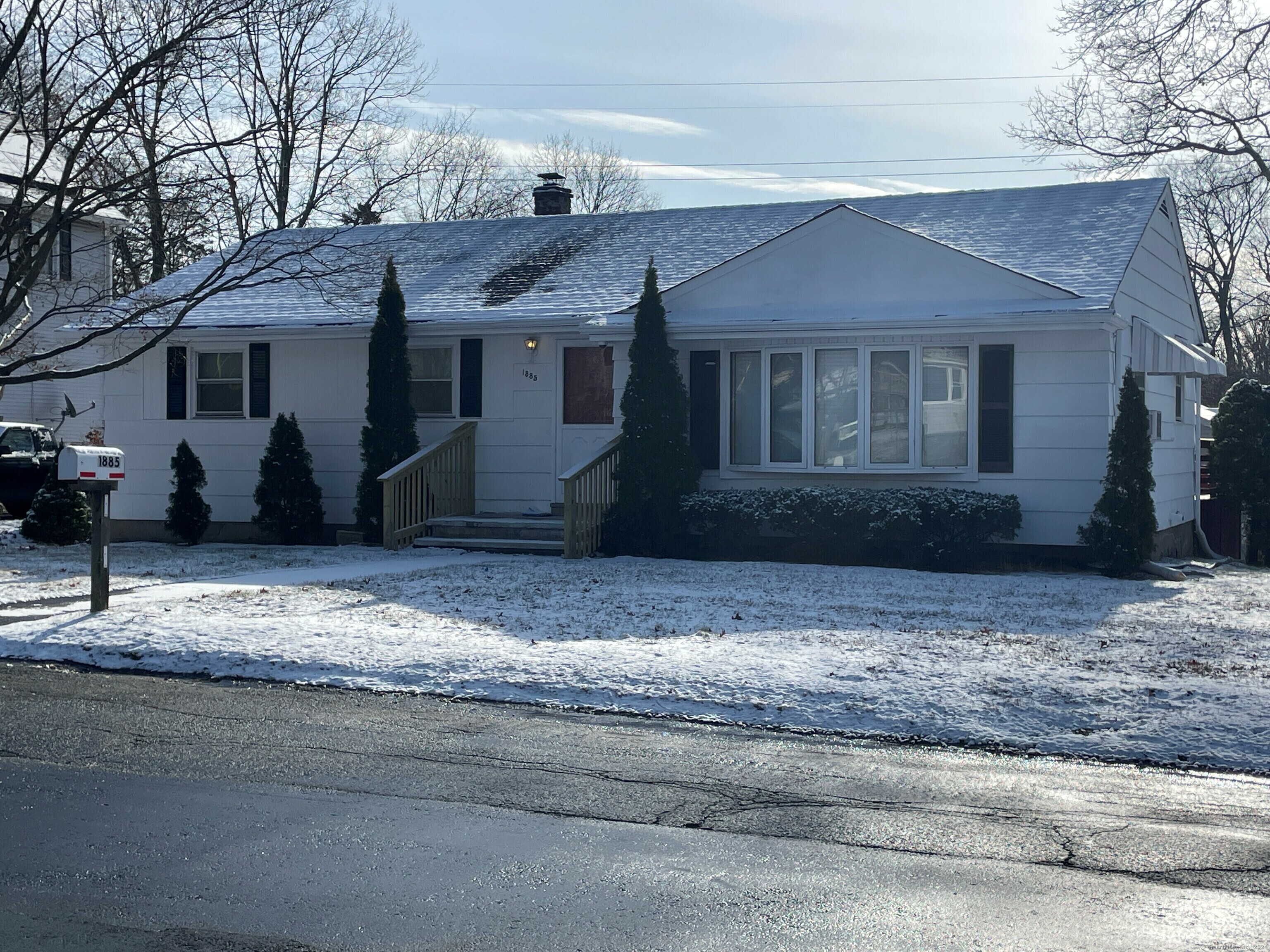 Property Photo:  1885 Old Town Road  CT 06606 