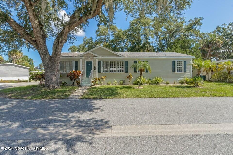 Property Photo:  339 Holiday Park Boulevard NE  FL 32907 