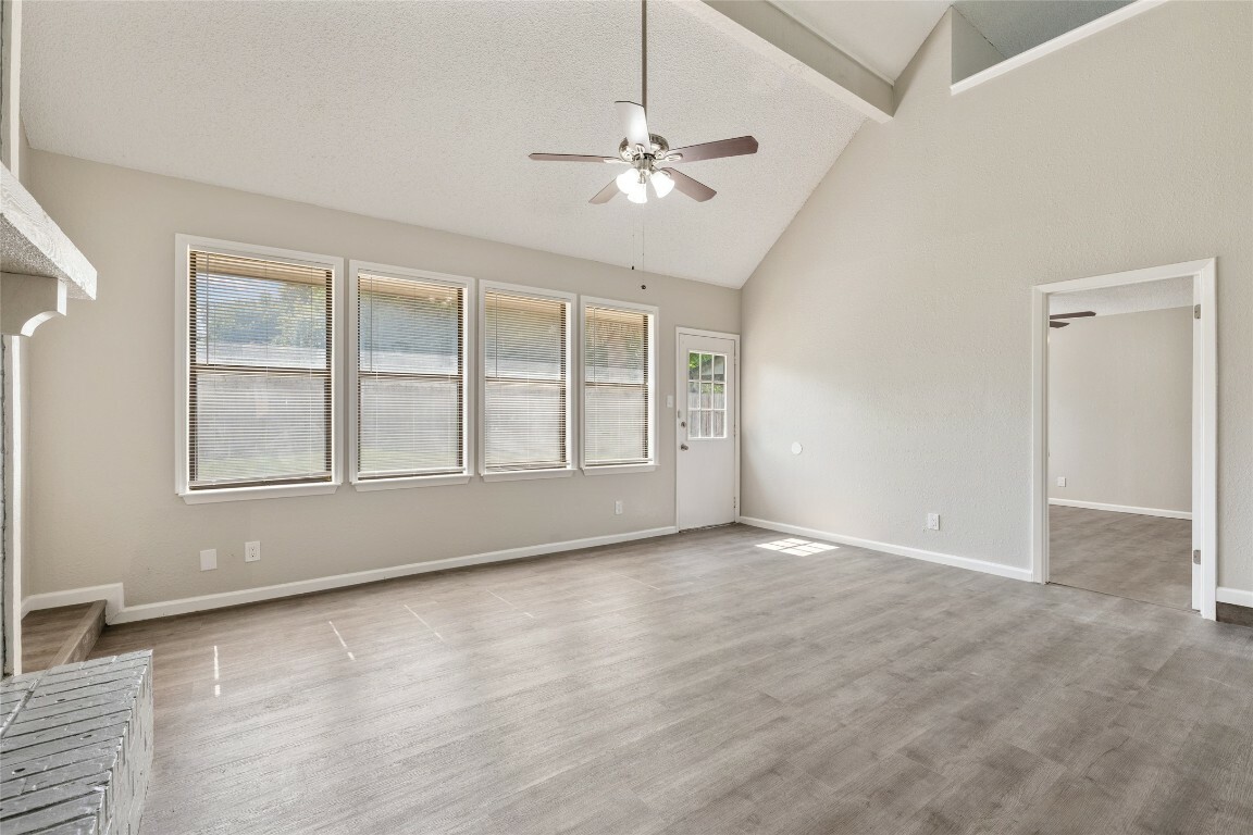 Property Photo:  1704 Oxford Boulevard  TX 78664 