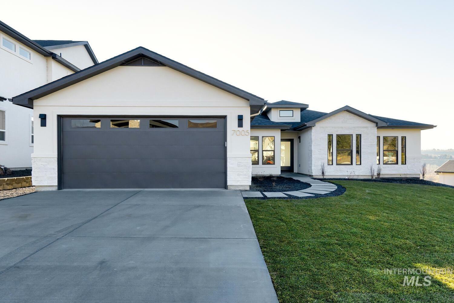 Property Photo: 7005 E Los Carneros Dr ID 83716