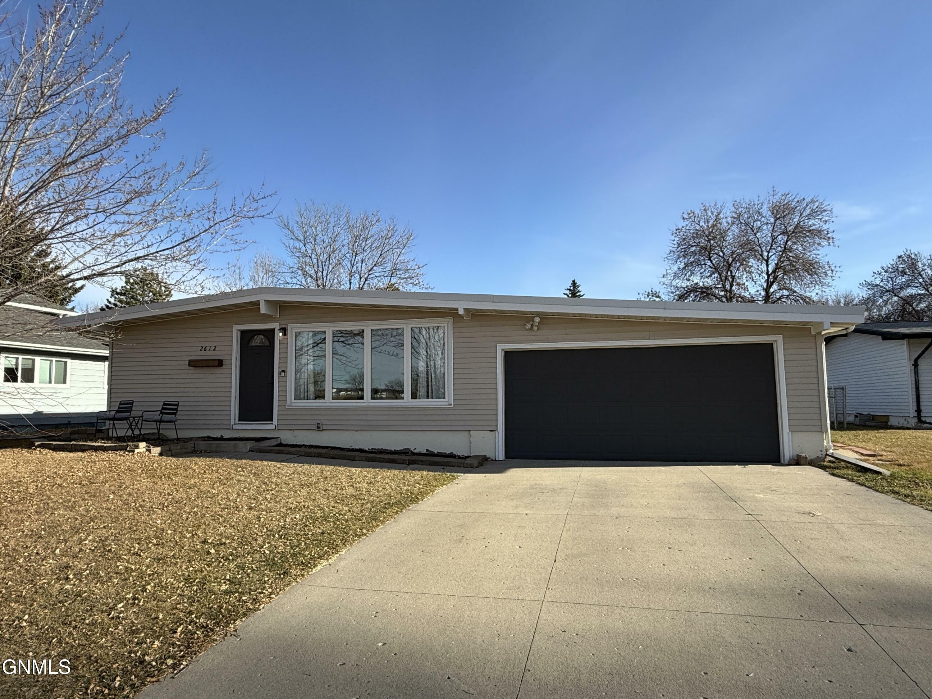 Property Photo:  2612 6th Street NW  ND 58703 