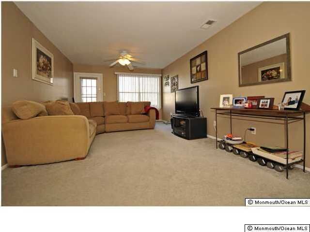 37 Chinkaberry Court  Howell NJ 07728 photo