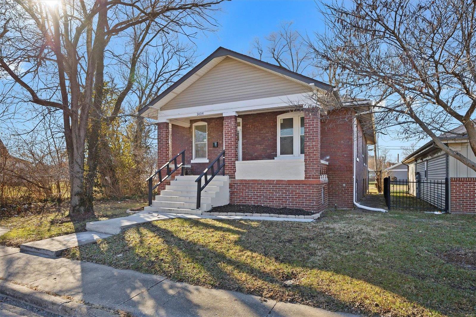 Property Photo: 1404 Martin Luther King Drive IL 62201