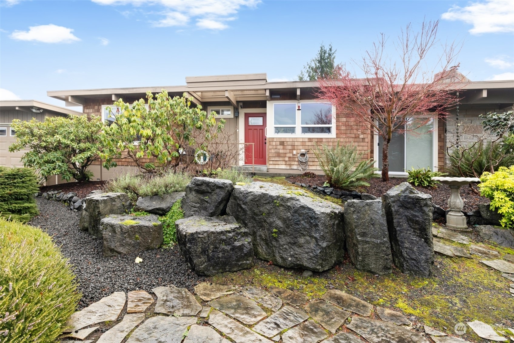 Property Photo:  405 W Eunice Street  WA 98382 