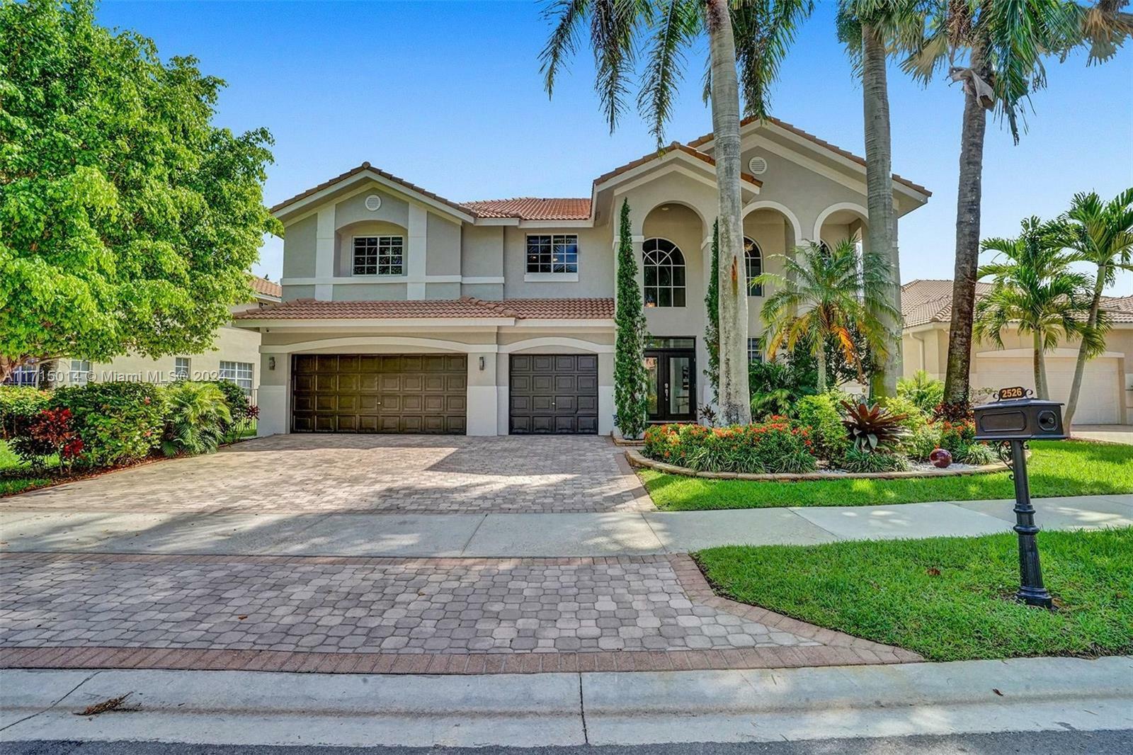 Property Photo: 2526 Hunters Run Way FL 33327
