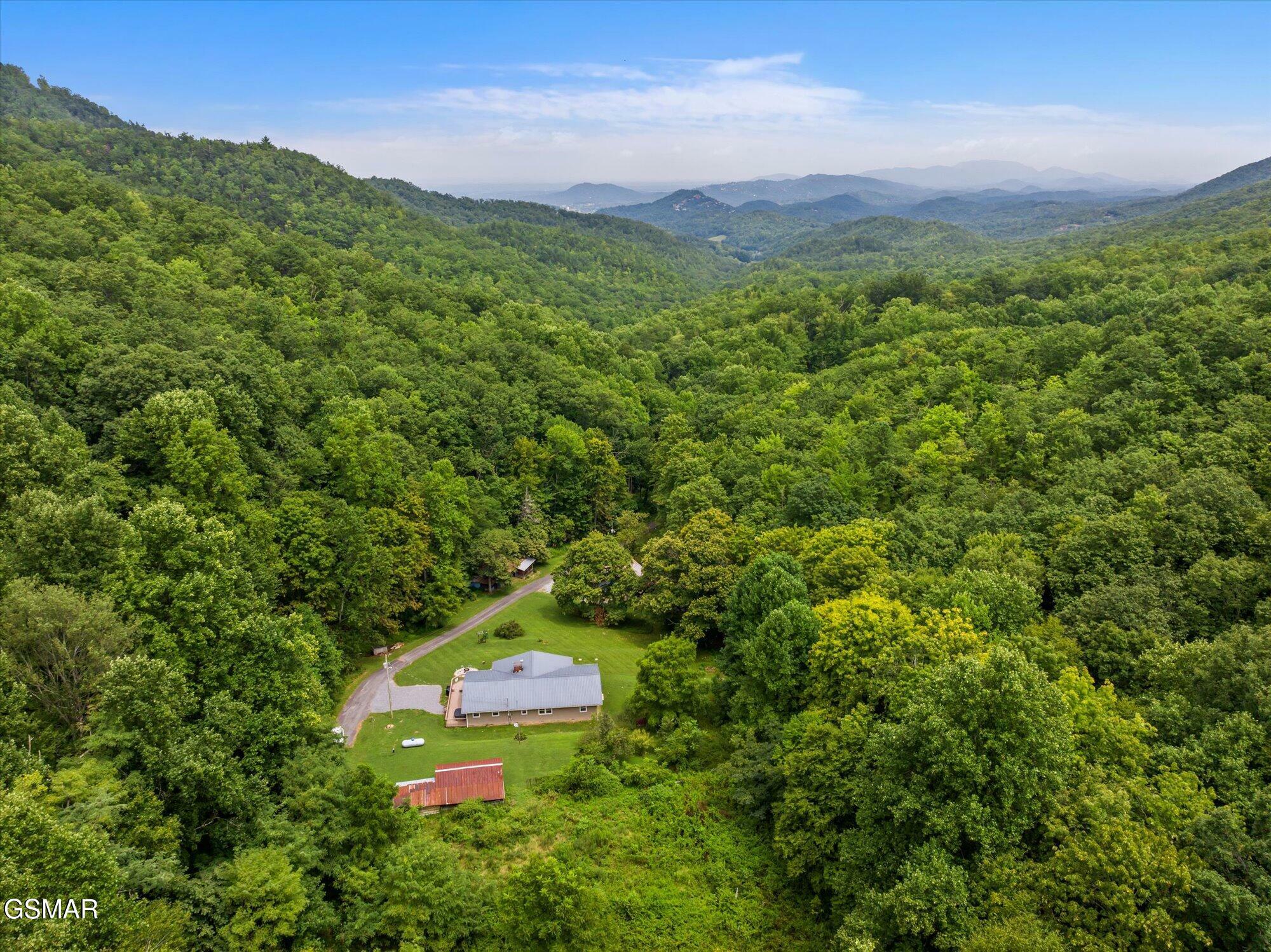 Property Photo:  2205 Starkeytown Road  TN 37863 