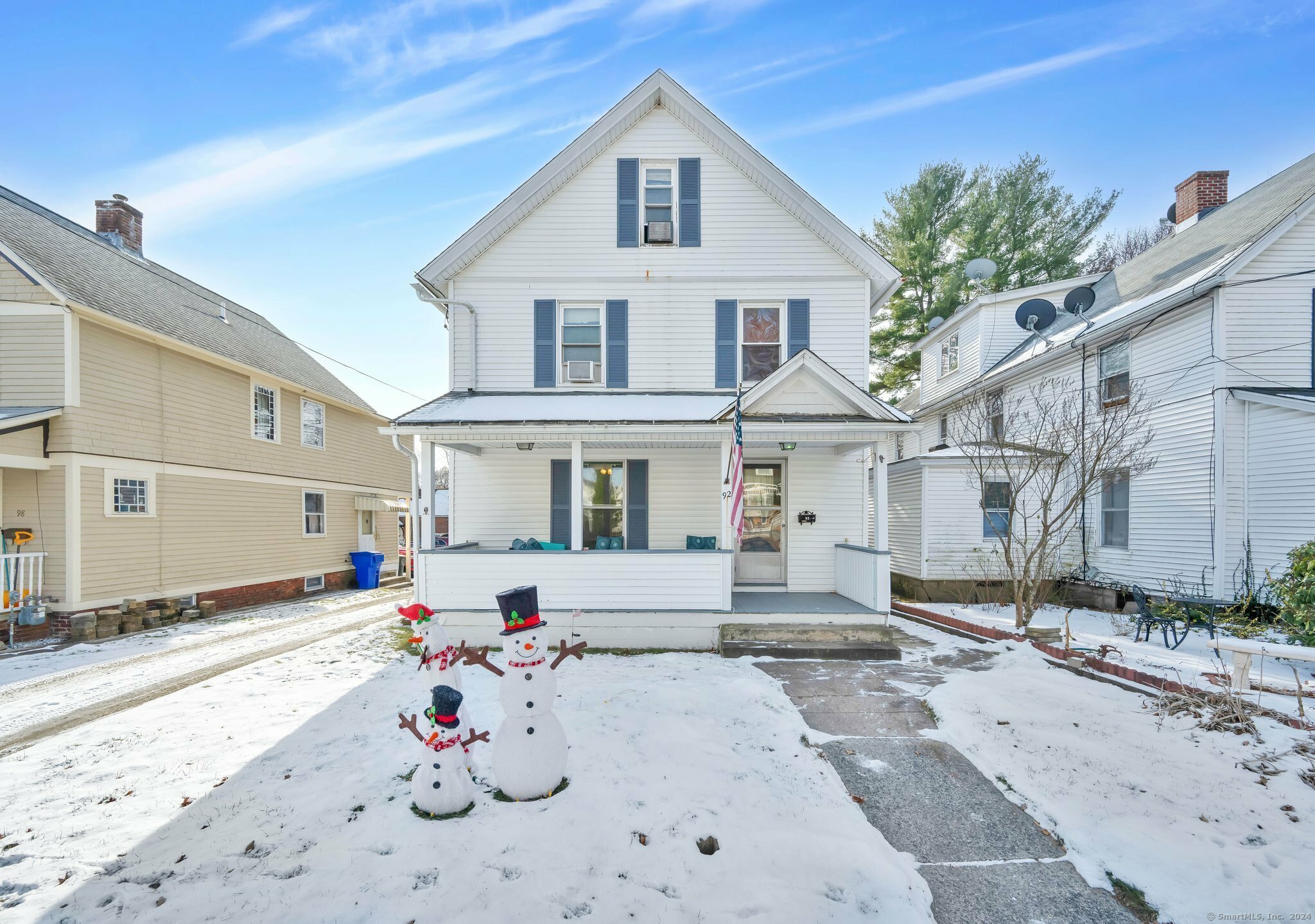 Property Photo:  92 Calhoun Street  CT 06790 