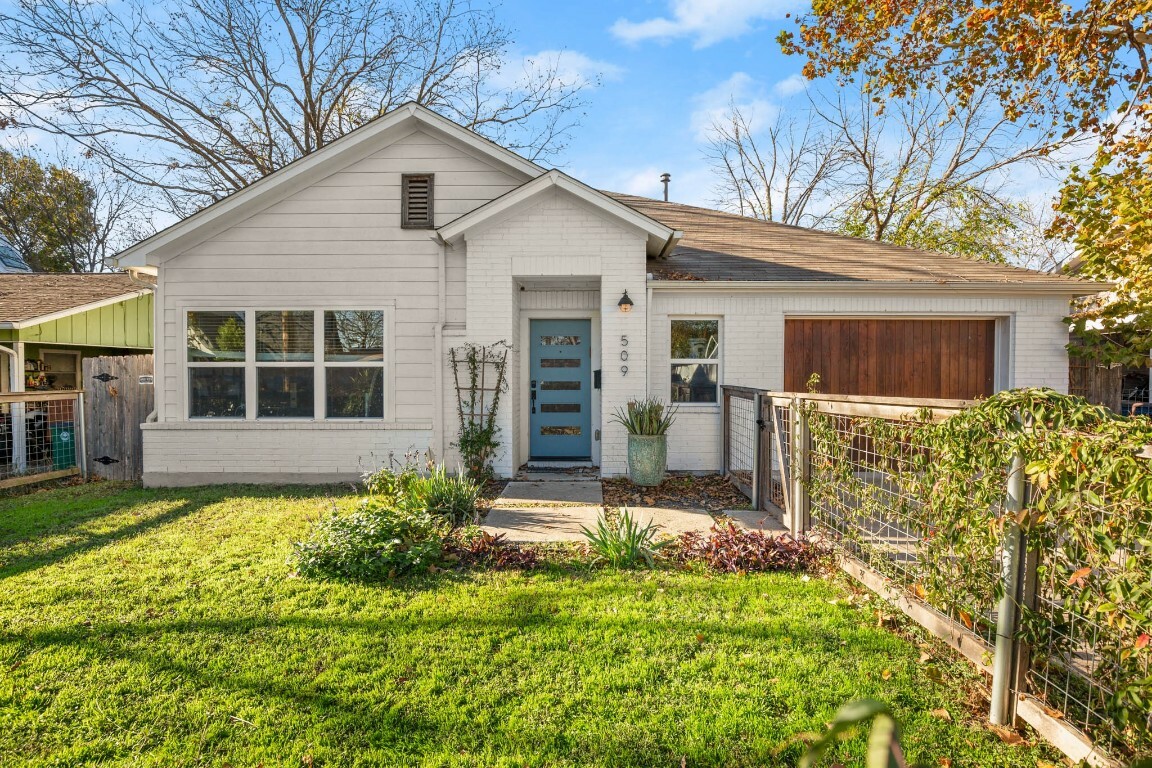 Property Photo:  509 Normandy Street  TX 78745 