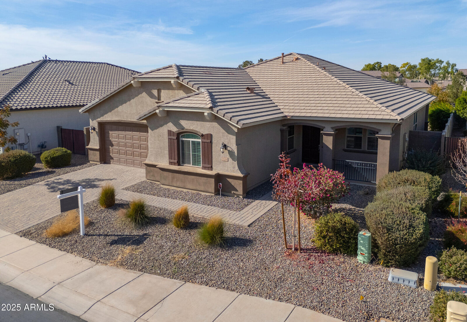 Property Photo:  18046 N Stonegate Road  AZ 85138 