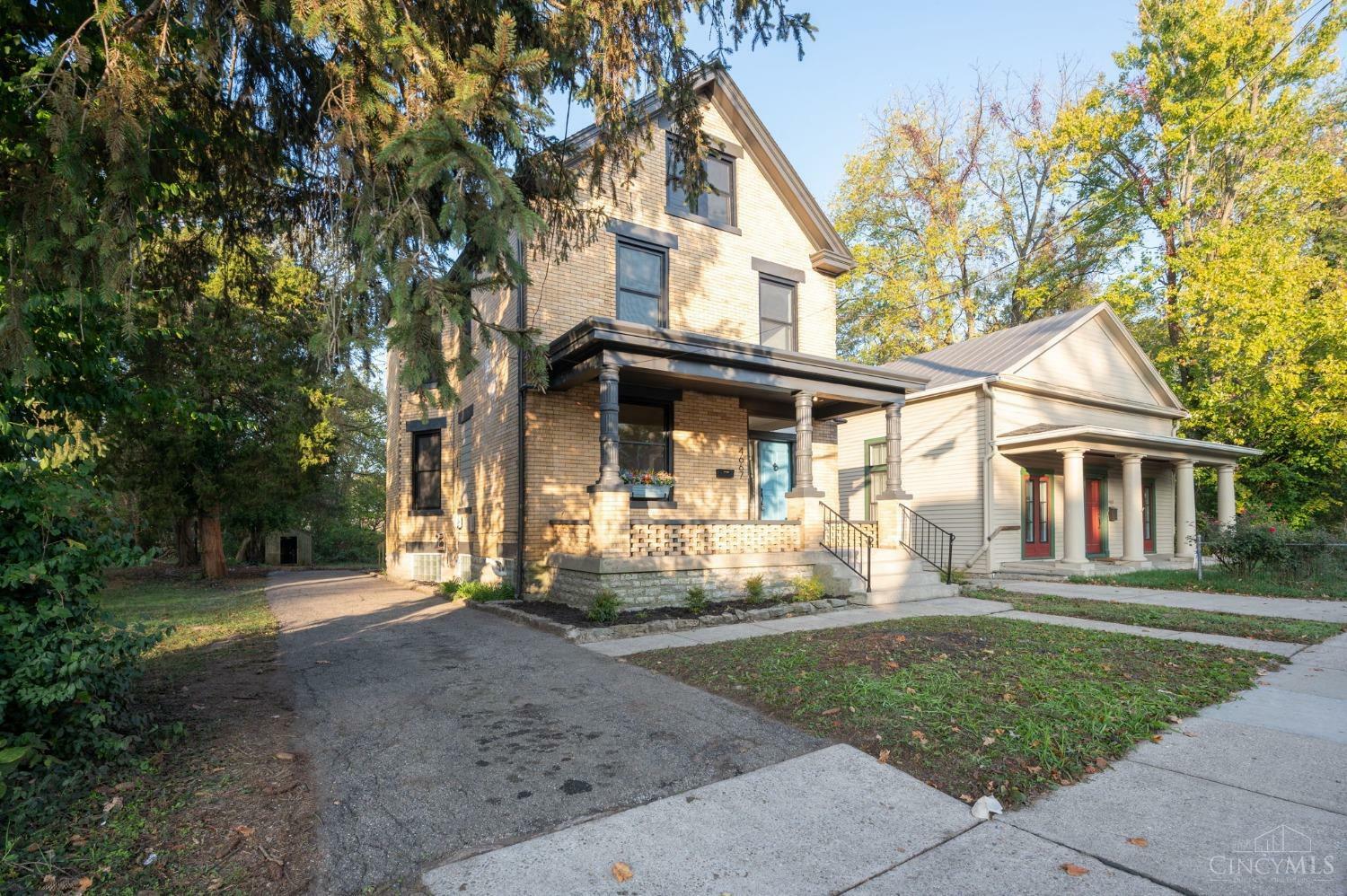 Property Photo: 4667 Hamilton Avenue OH 45223