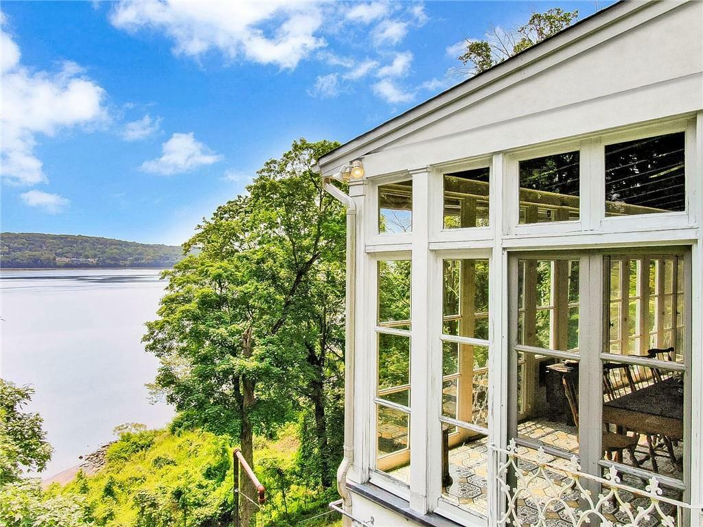 Property Photo:  99 Corbett Lane  NY 10964 
