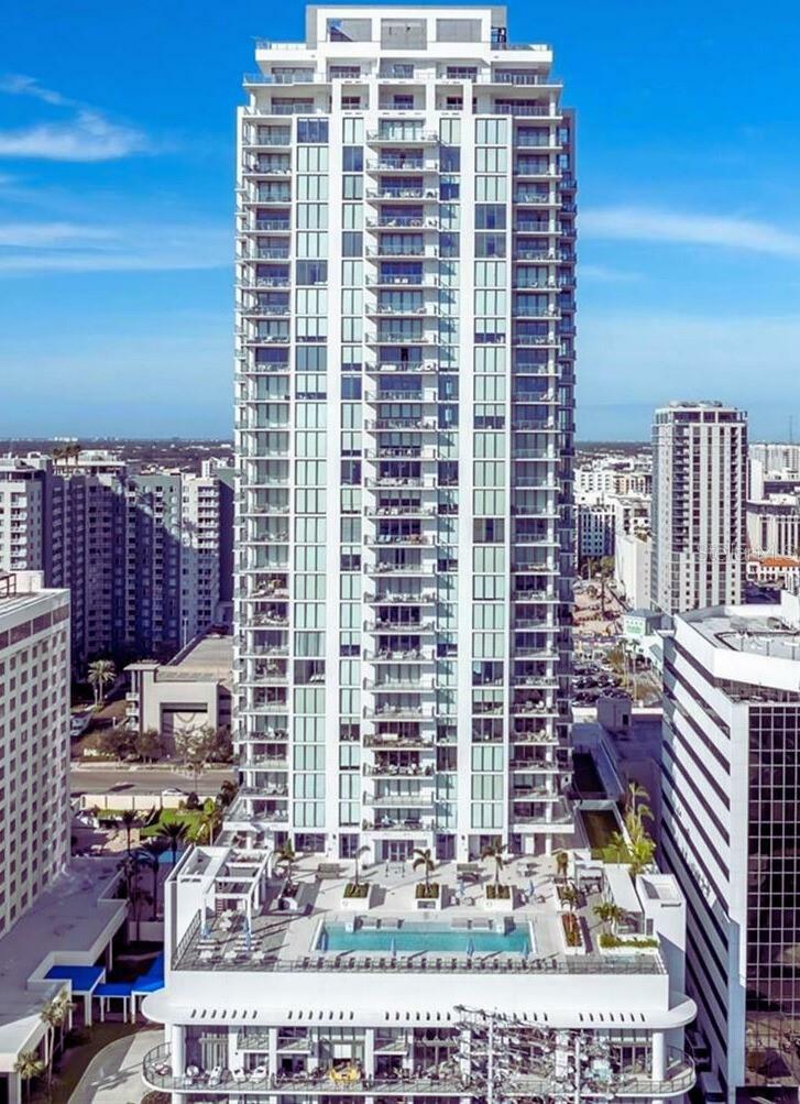 Property Photo: 301 1st Street S 804 FL 33701
