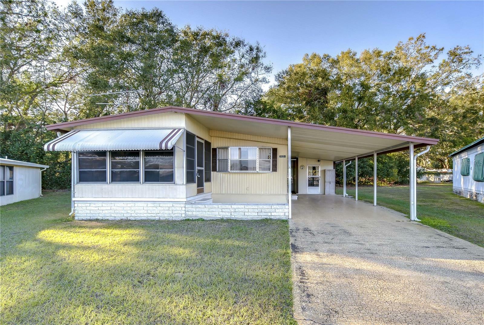 Property Photo: 39351 Dundee Road FL 33542