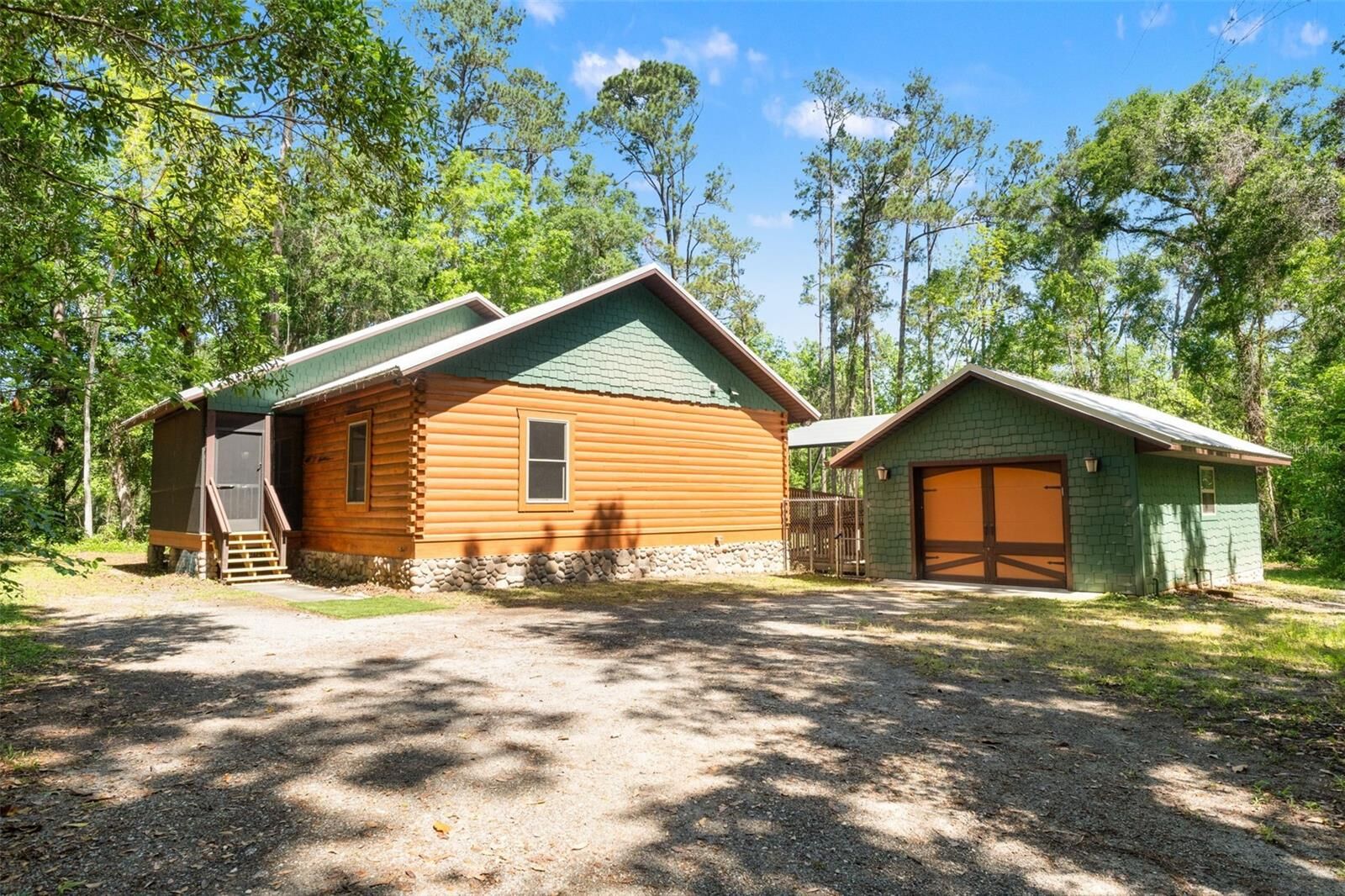 Property Photo:  6051 Valley Spring Drive  FL 34601 