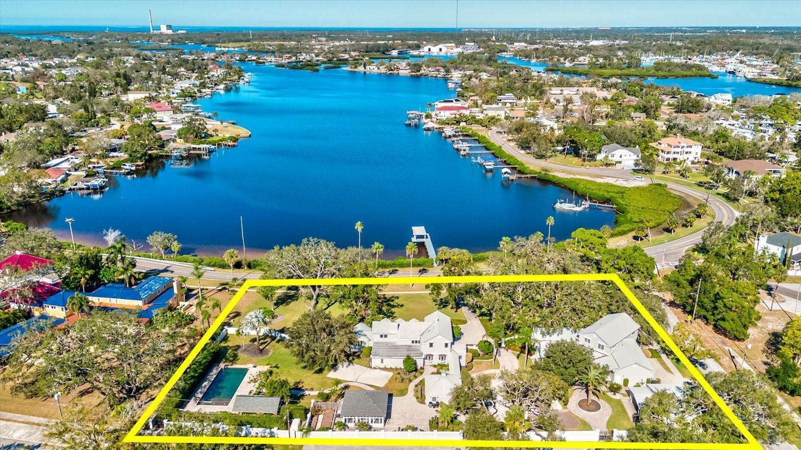 Property Photo: 518 Riverside Drive FL 34689