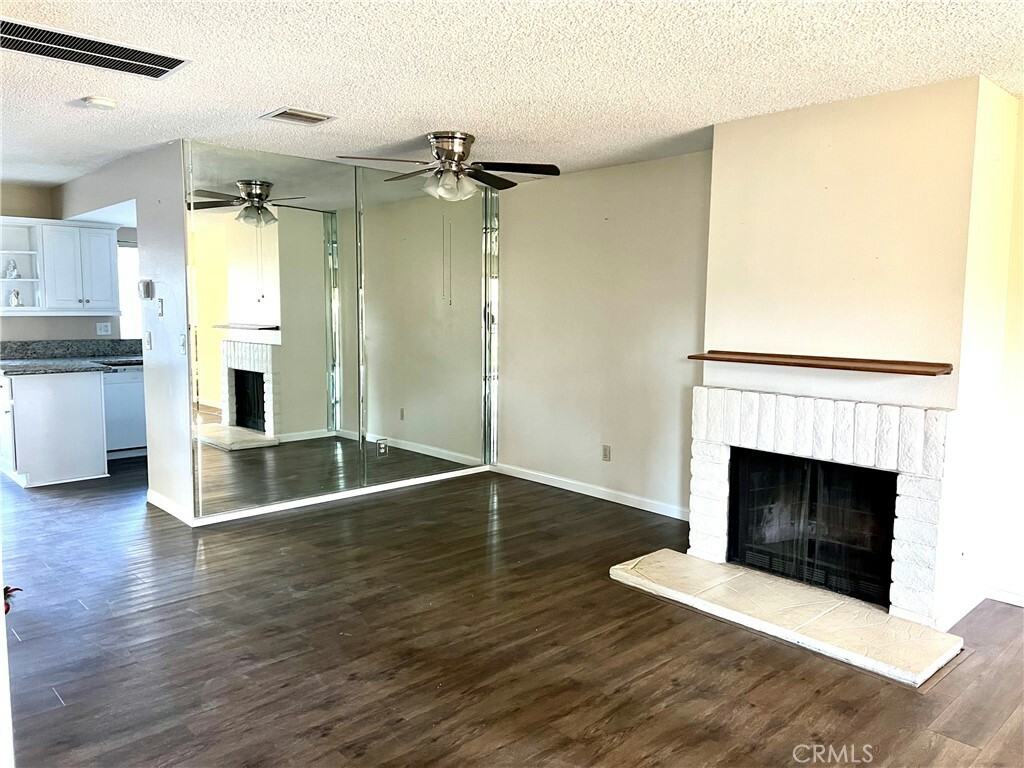 Property Photo:  2061 W Redlands Boulevard 21C  CA 92373 