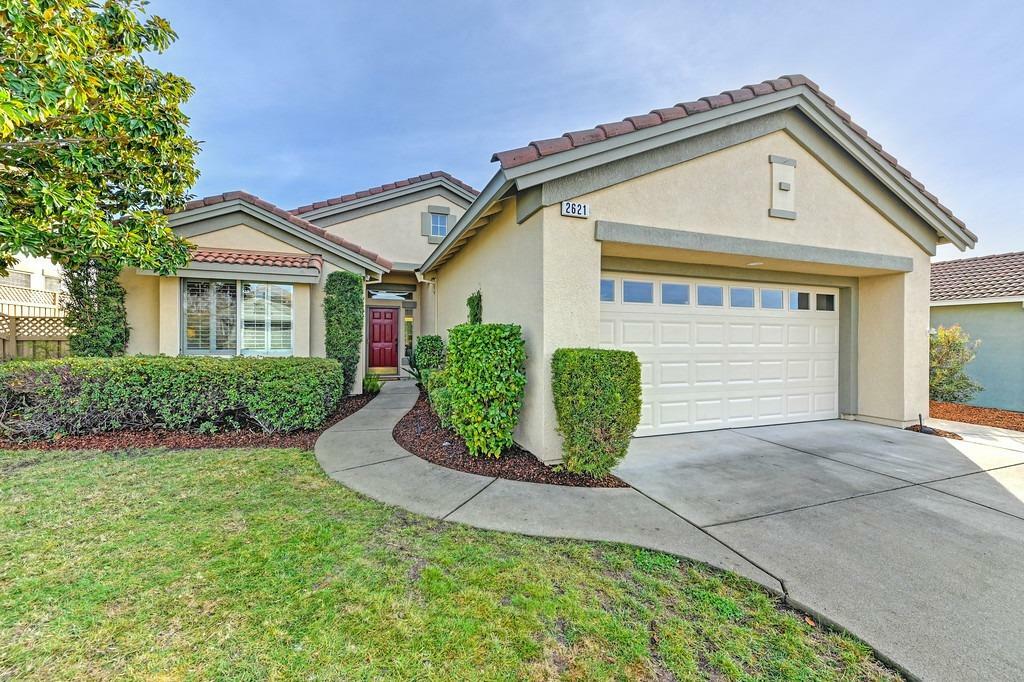 Property Photo:  2621 Winding Way  CA 95648 