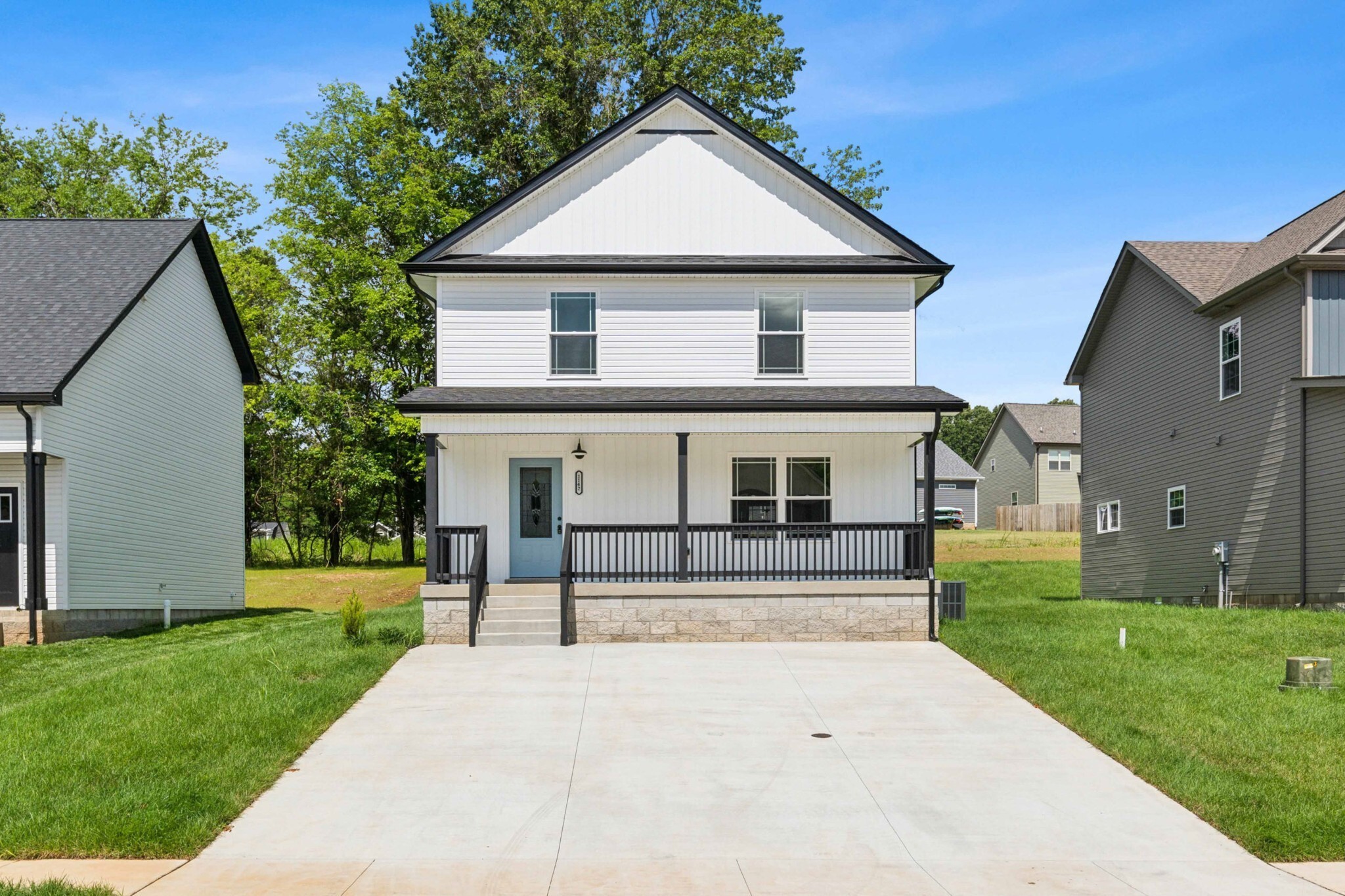 Property Photo: 1142 Tybee Dr TN 37042