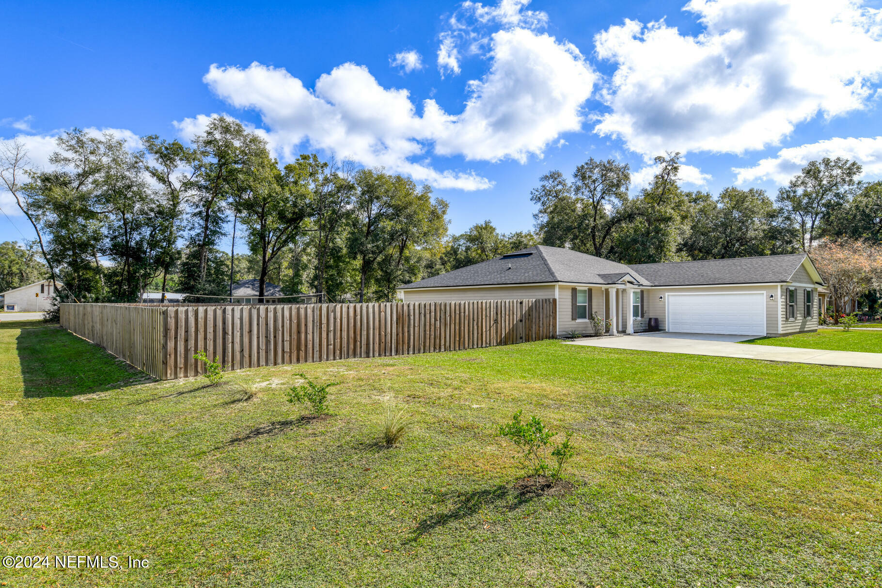 Property Photo:  2401 Fairway Drive  FL 32177 