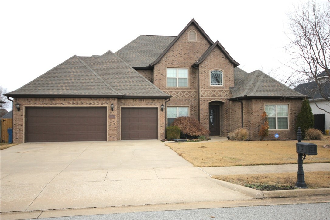 Property Photo:  610 Lyndal Lane  AR 72712 