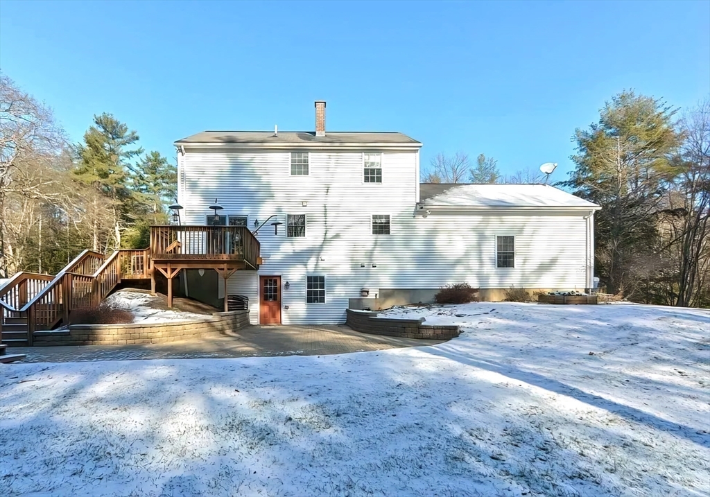 Property Photo: 183 Mill Glen Rd MA 01475