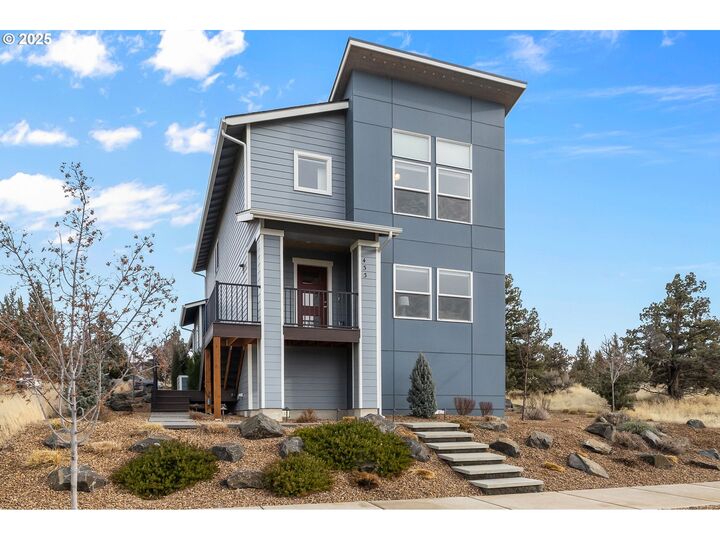 Property Photo: 433 SE Larkspur Dr OR 97741