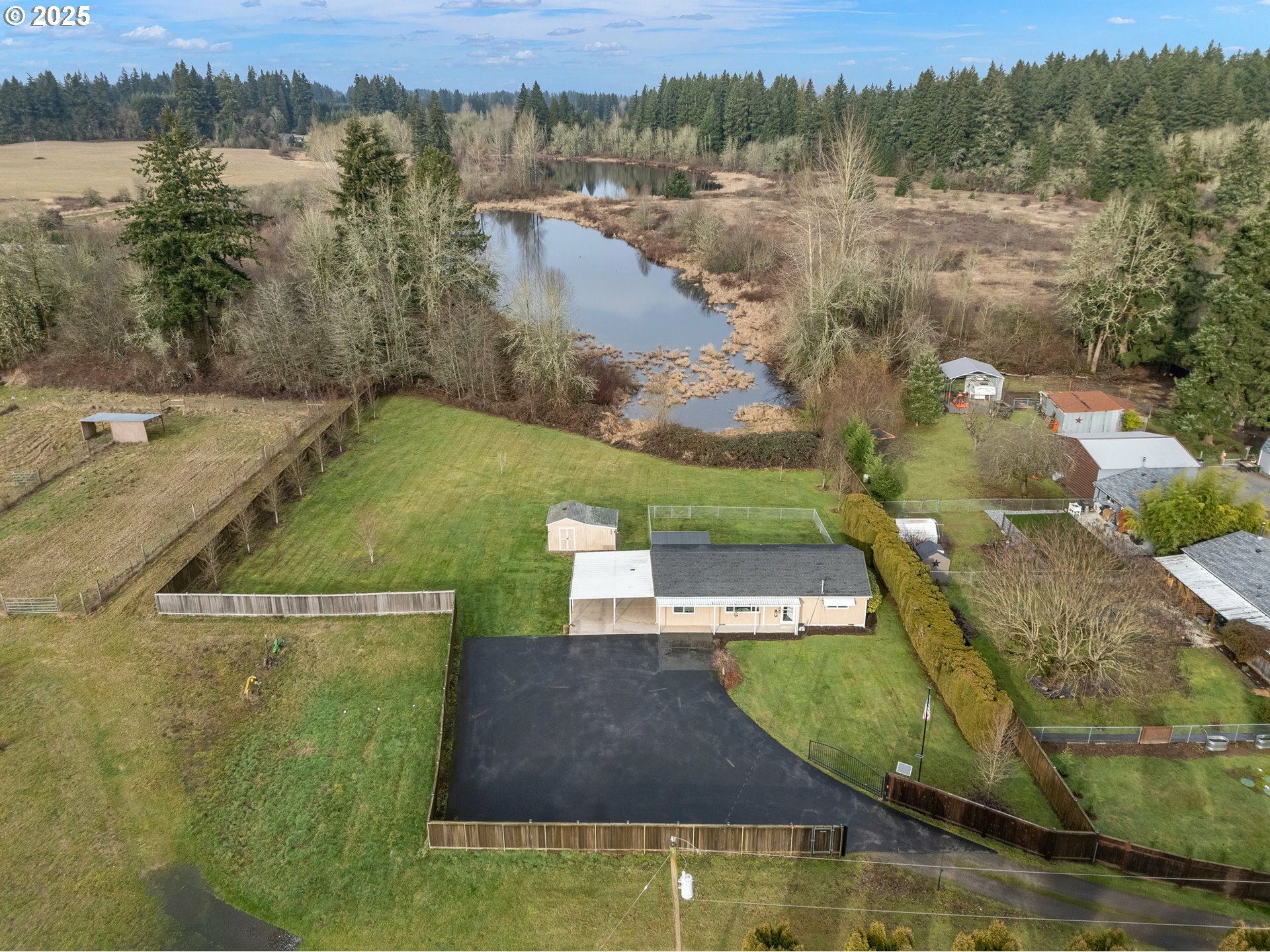 Property Photo:  16320 NE 58th Ave  WA 98686 