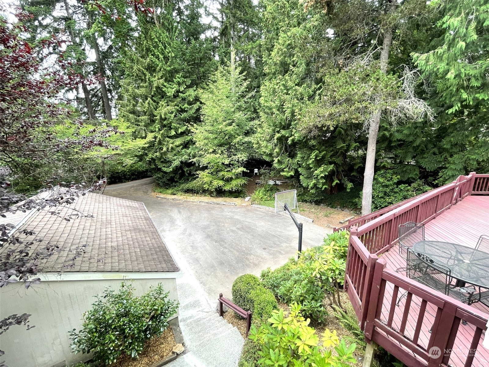 Property Photo:  18808  39th Avenue NE  WA 98155 