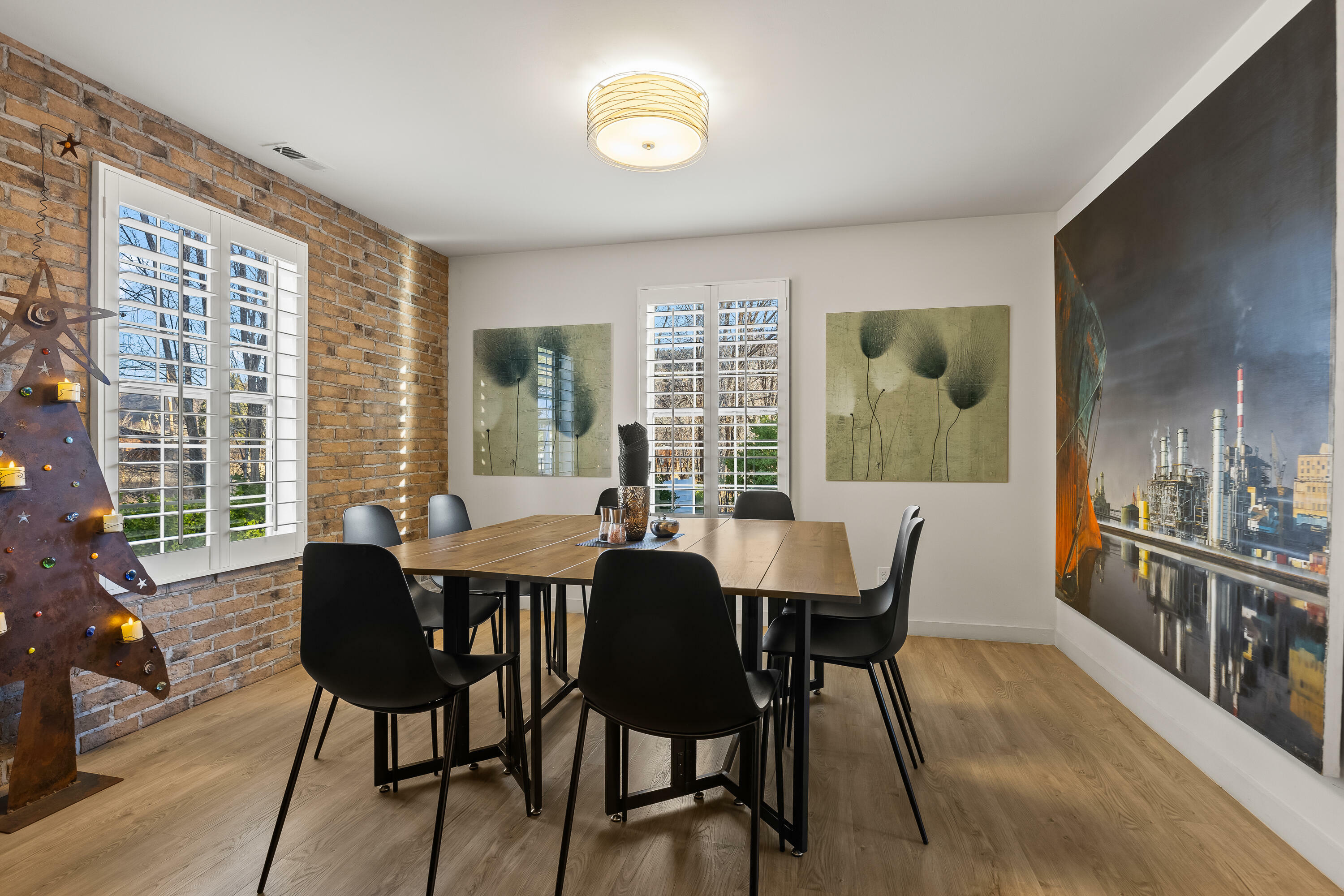 Property Photo: 225 E Main St UT 84763