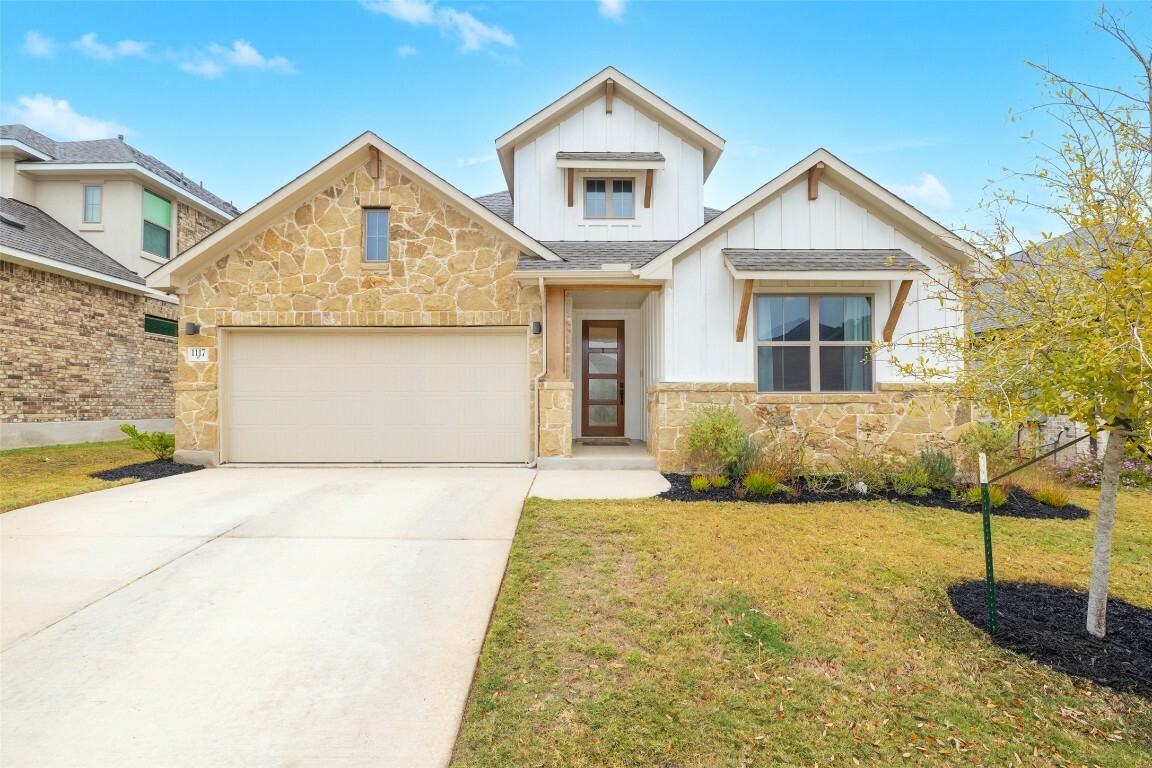 Property Photo:  1117 Spring Gulch Lane  TX 78628 