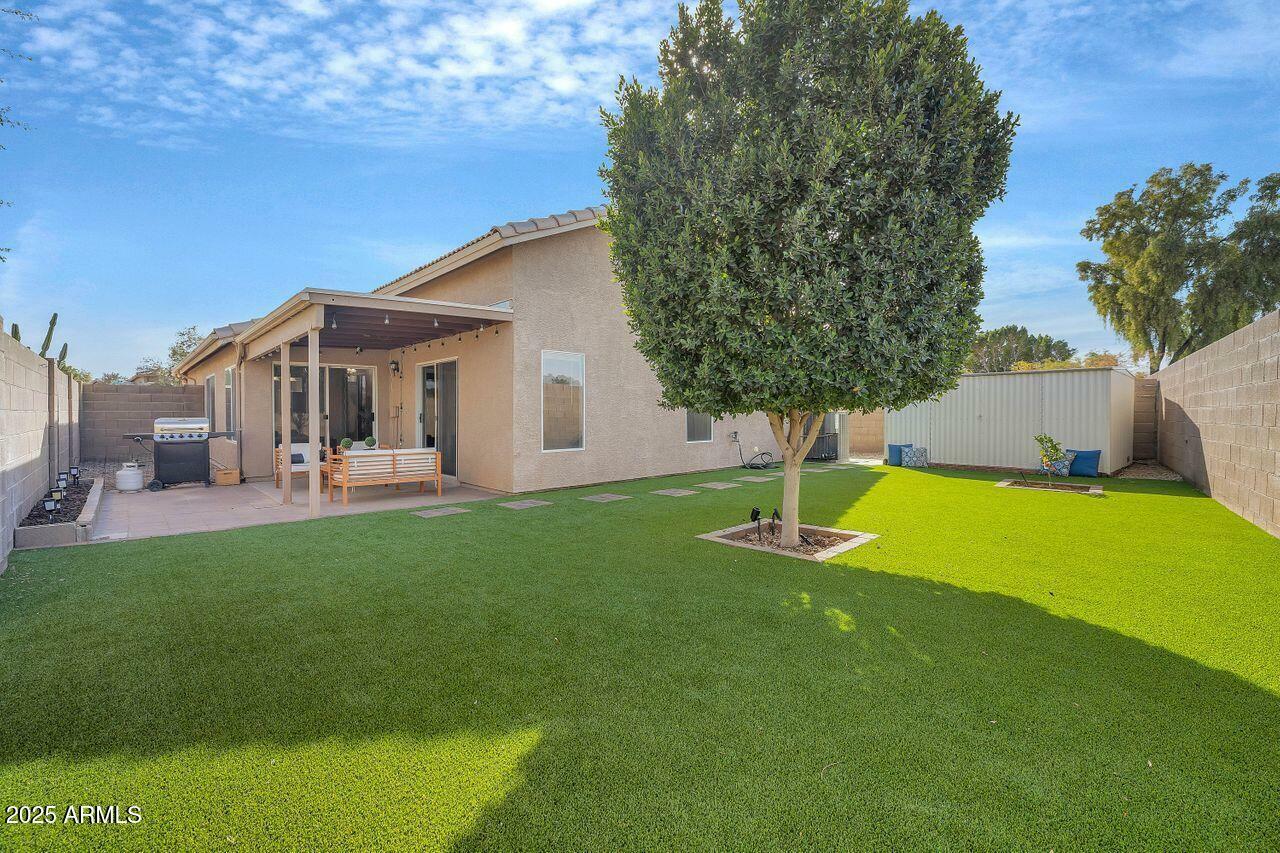 Property Photo:  1264 S Cholla Street  AZ 85233 