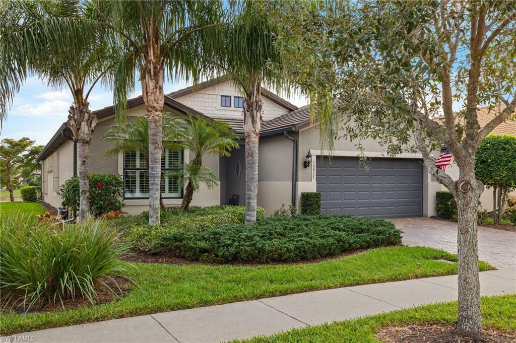 Property Photo: 10817 Dennington Rd FL 33913