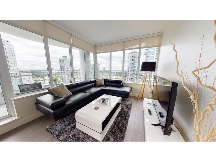 13318 104th Avenue 2405 — photo 1
