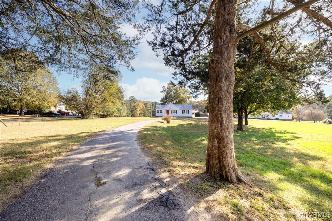 Property Photo: 19503 Ahern Road VA 23120