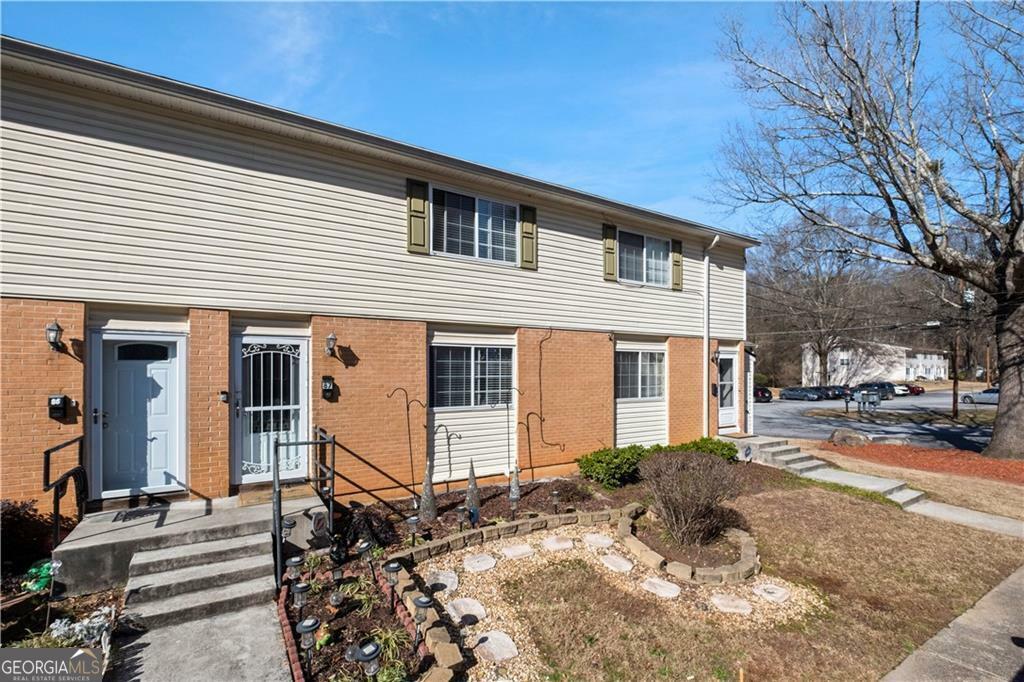 Property Photo:  405 Fairburn Road 87  GA 30331 