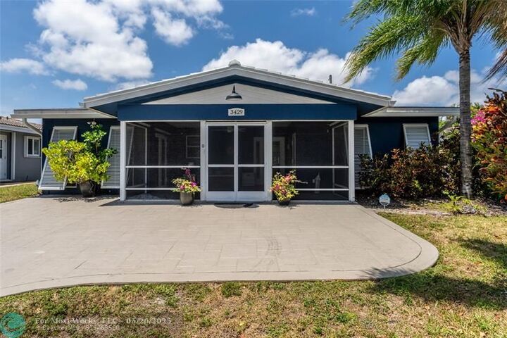 Property Photo: 3429 NE 17th Way FL 33334