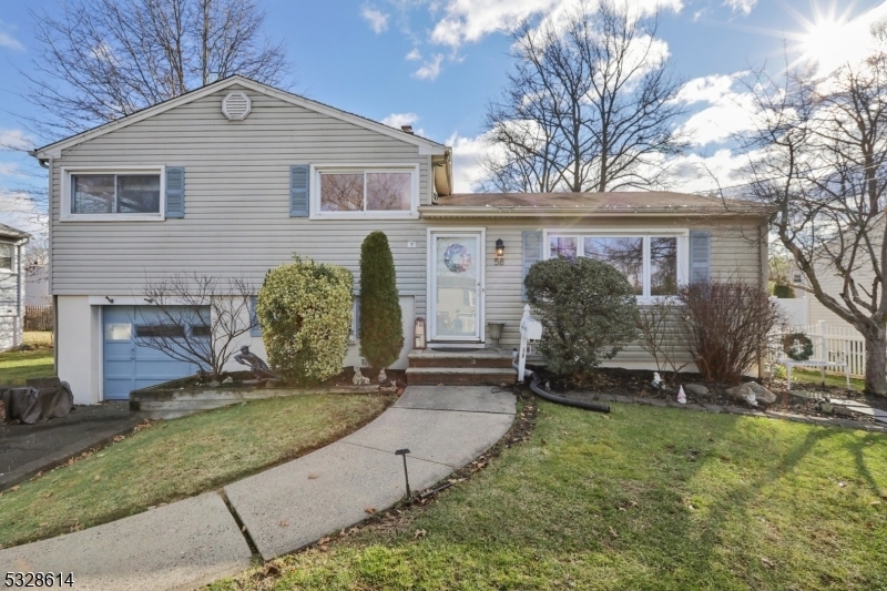 Property Photo:  58 Glenwood Rd  NJ 07023 