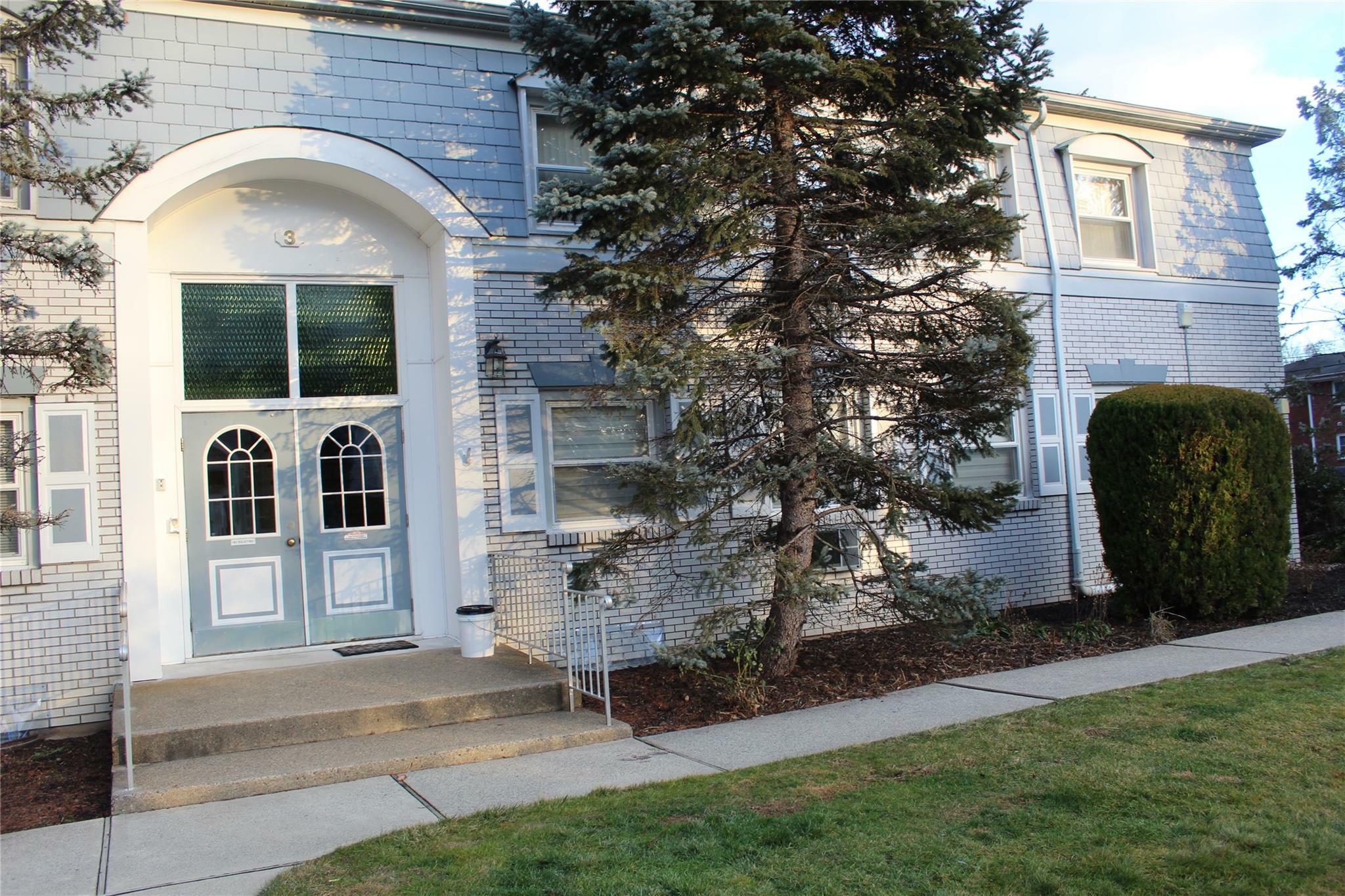 Property Photo:  3 Normandy Village, #5 3 Normandy Village, Unit 5  NY 10954 