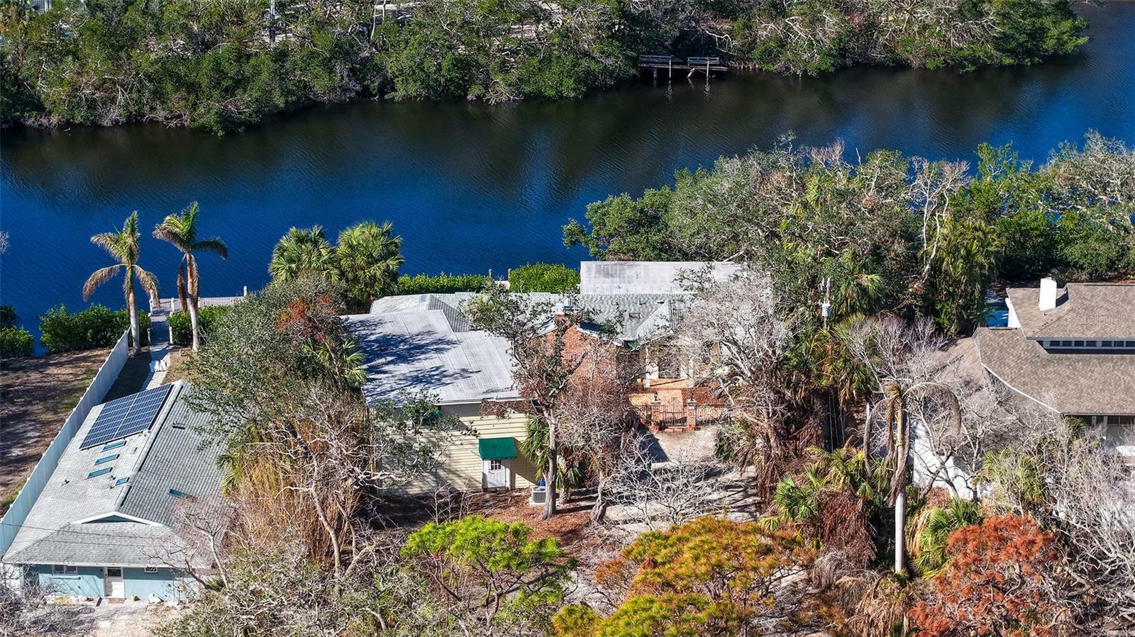 Property Photo:  8440 Midnight Pass Road  FL 34242 