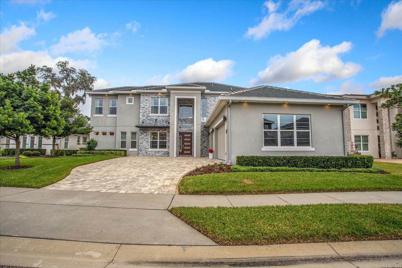 Property Photo:  2205 Lake Sylvan Oaks Court  FL 32771 