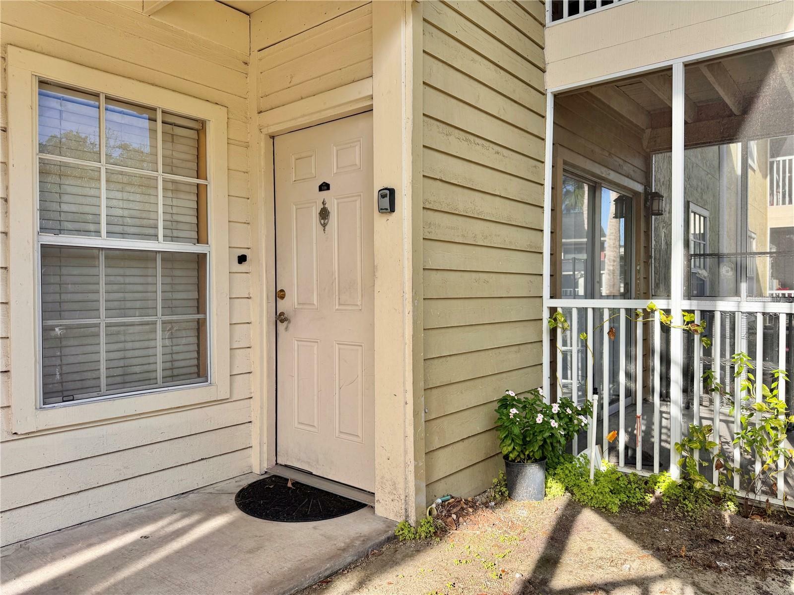 Property Photo: 803 Lake Haven Square 106 FL 33511