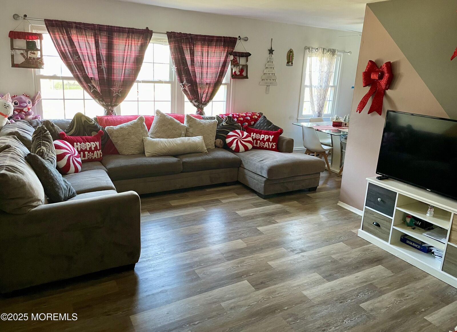 Property Photo:  64 Stonehurst Boulevard  NJ 07728 