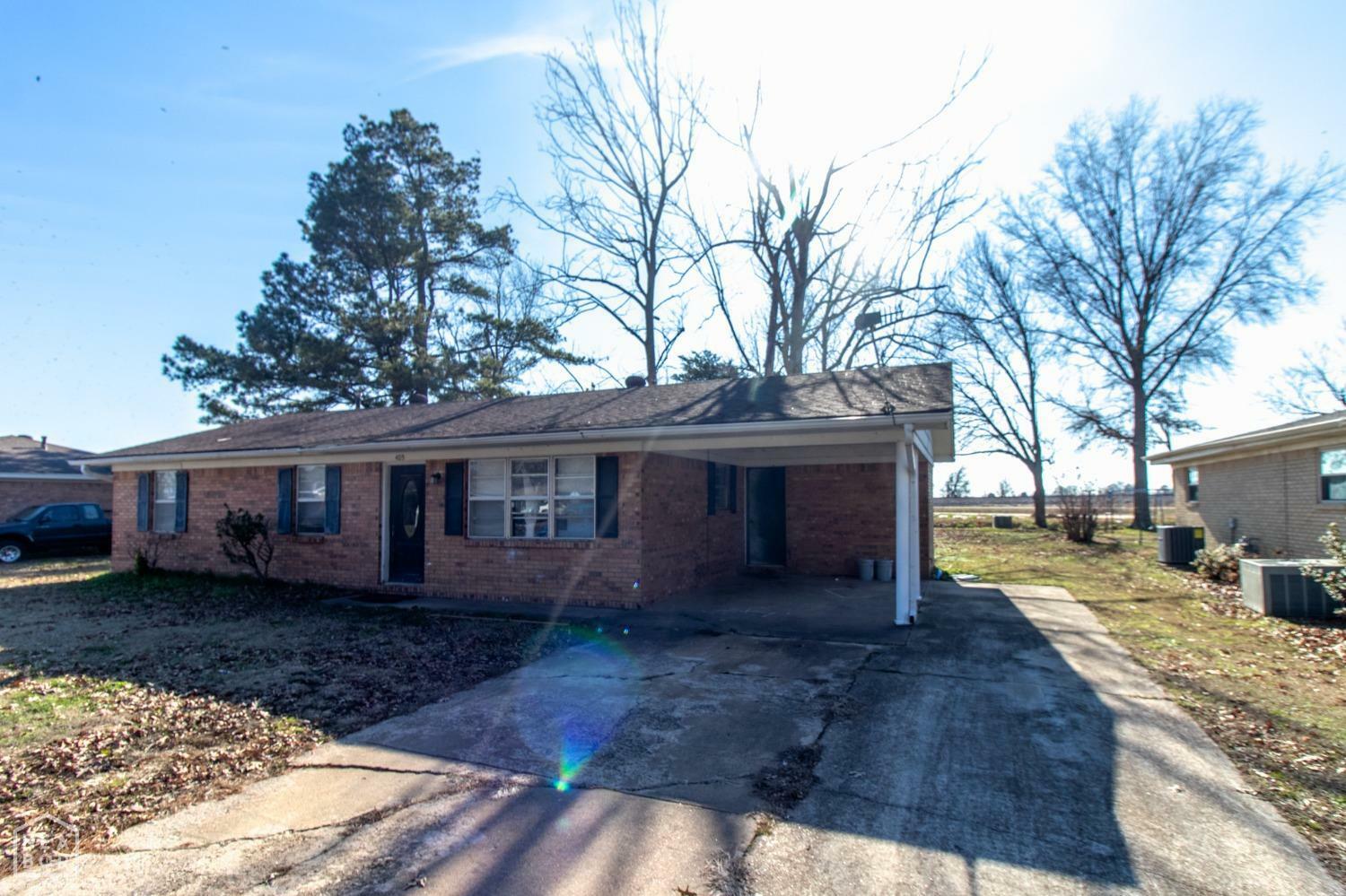 Property Photo:  405 Dent Street  AR 72411 