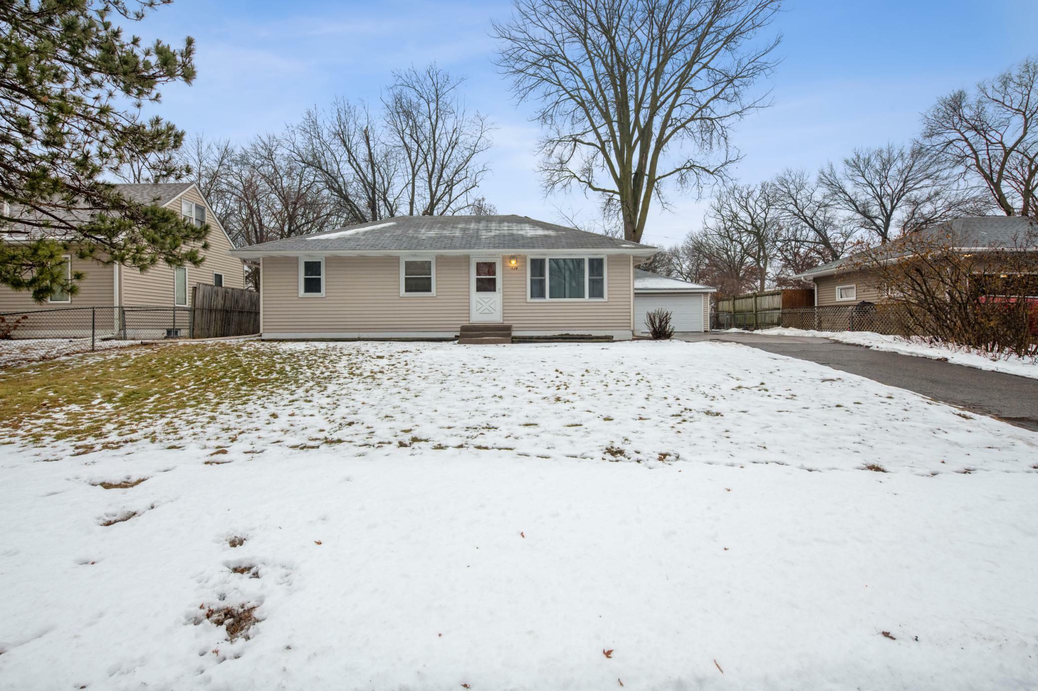 Property Photo:  1628 Hillview Road  MN 55126 