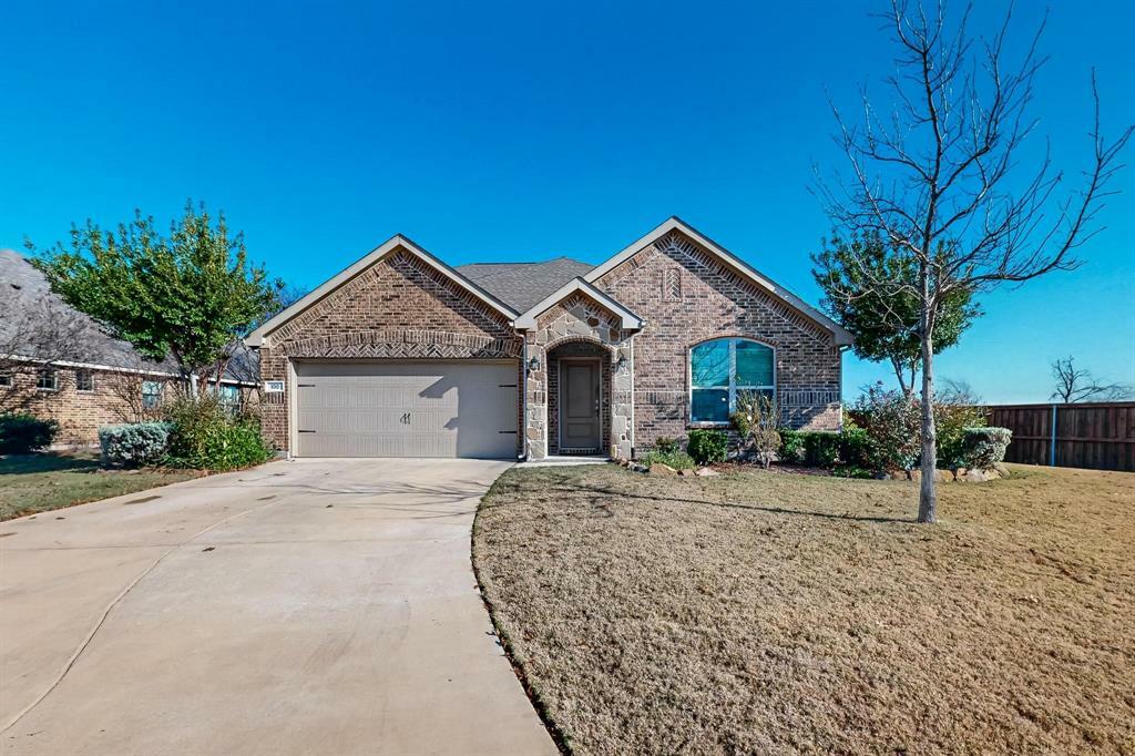 Property Photo: 100 Antler Trail TX 75126