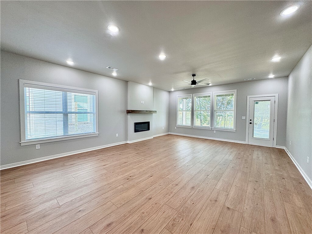 Property Photo: 6007 SW Coywolf Street AR 72713